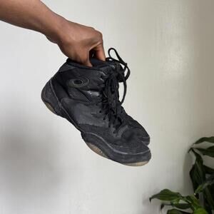 Vintage woman black lace up boxing/wrestling shoes size 7